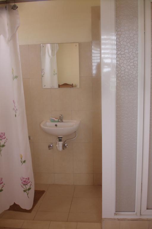 Finjam Cottage Port Antonio Bilik gambar